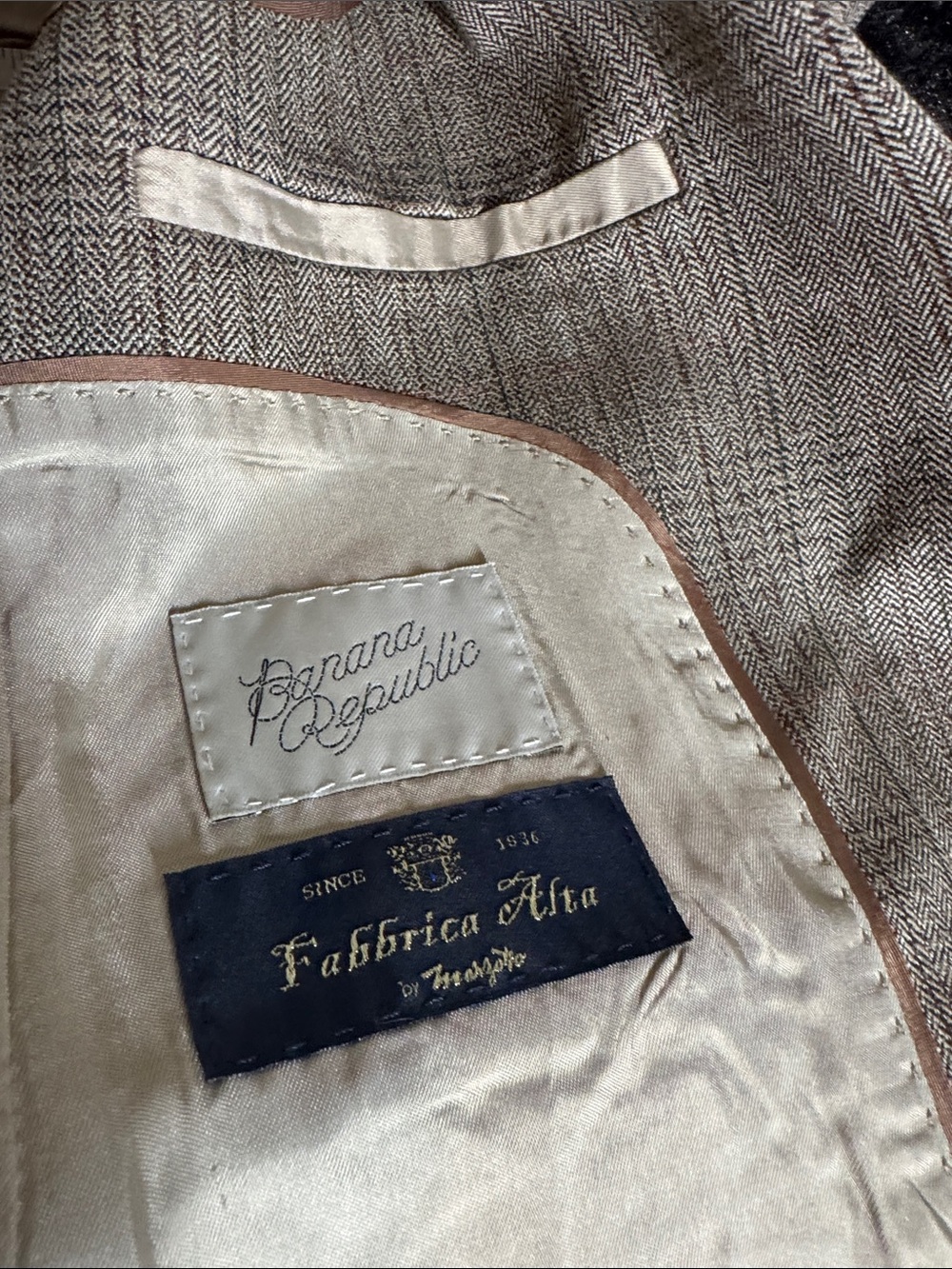 Banana Republic Neutral Plaid Wool-Blend Blazer - Picture 11 of 15